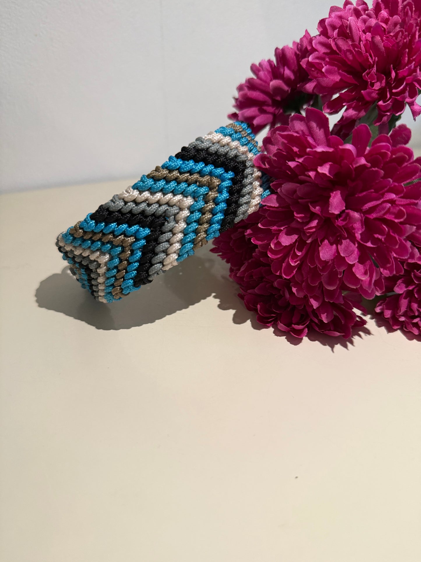 Paracord-Halsband „Luva“